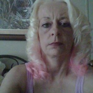 Meet your Posher, Monique